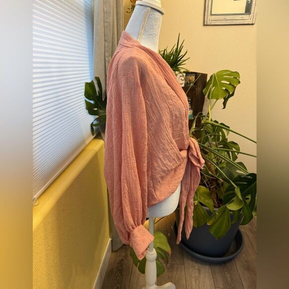 Salmon Front Tie Semi Sheer Jupee Shirt Size L - Picture 3 of 9